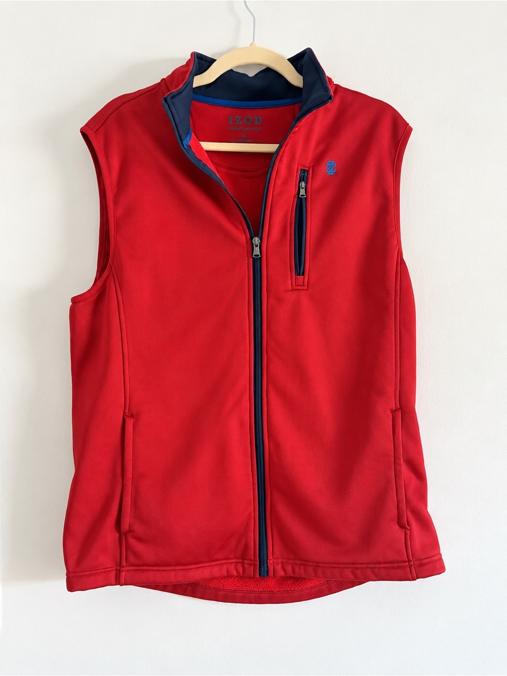 Men’s IZOD red sleeveless zip vest